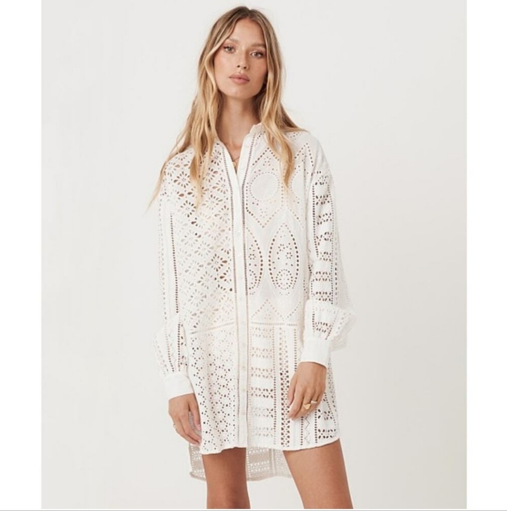 Spell & The Gypsy Collective Lottie Eyelet Oversized Shirt Cover Up Size Large